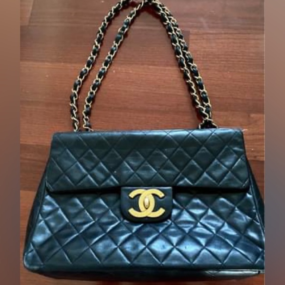 GUC Authentic Chanel lambskin quilted XL jumbo single flap black